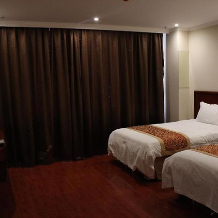 Greentree Inn Shenyang Shengjing Hospital Shenyang Liaol Road Business Hotel Zewnętrze zdjęcie